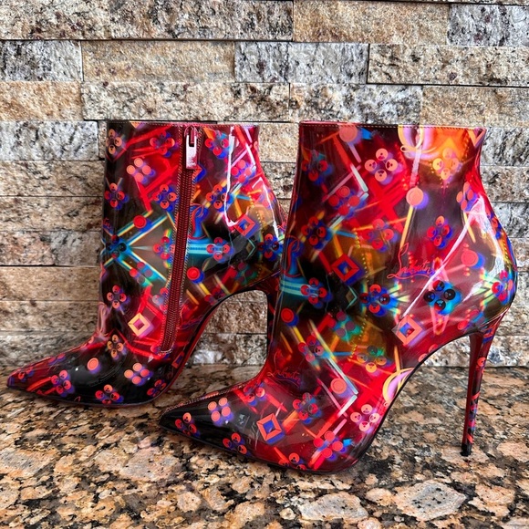 Christian Louboutin So Kate Booty Disco Pointed Toe Bootie - Picture 4 of 9